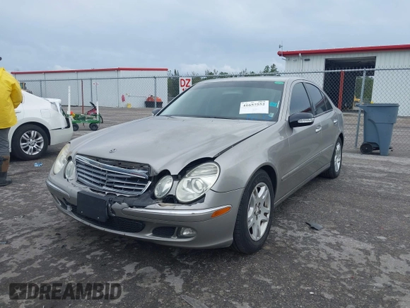 2006 Mercedes-Benz E 320 CDI with VIN WDBUF26J06A935239, listed as a IAAI auction lot 41657552 with 230,067 mi miles and . Bid and sale history available at DreamBid. Image 6.