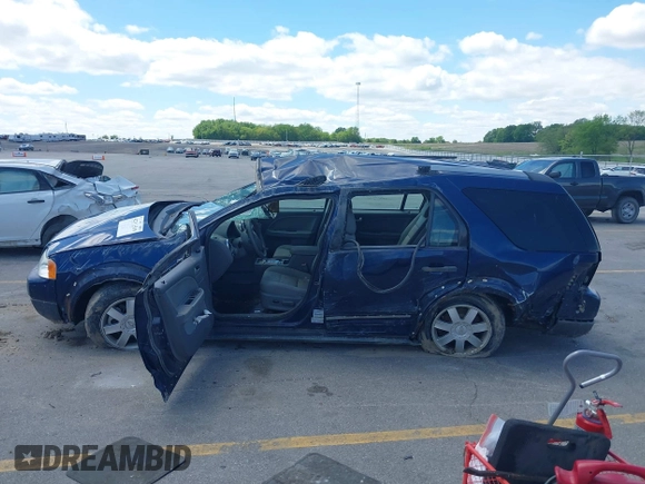 2005 Ford Freestyle SE with VIN 1FMZK041X5GA40830, listed as a IAAI auction lot 42323519 with Not provided miles and . Bid and sale history available at DreamBid. Image 15.
