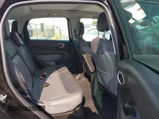 2014 FIAT 500L Lounge z VIN ZFBCFACH6EZ021783, wystawiony jako IAAI lot #42429902 z przebiegiem 129 868 mil mil oraz . Historia ofert i sprzedaży dostępna na DreamBid. Obrazek 8.
