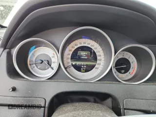 2013 Mercedes-Benz C 300 Sport with VIN WDDGF8AB0DR295586, listed as a Copart auction lot 61838225 with 138,566 mi miles and Clean title. Bid and sale history available at DreamBid. Image 9.