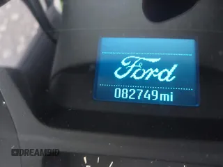 2017 Ford Transit z VIN 1FTYR2CM1HKB48712, wystawiony jako IAAI lot #39946351 z przebiegiem 82 749 mil mil oraz . Historia ofert i sprzedaży dostępna na DreamBid. Obrazek 15.