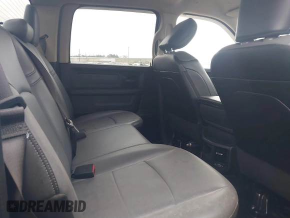 2020 Ram 2500 Tradesman with VIN 3C6UR5CJ4LG146921, listed as a IAAI auction lot 41300155 with 44,201 mi miles and . Bid and sale history available at DreamBid. Image 8.