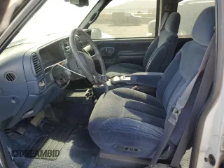 1999 GMC Suburban with VIN 3GKEC16R6XG538009, listed as a Copart auction lot 87112424 with 220,487 mi miles and Clean Title. Bid and sale history available at DreamBid. Image 7.