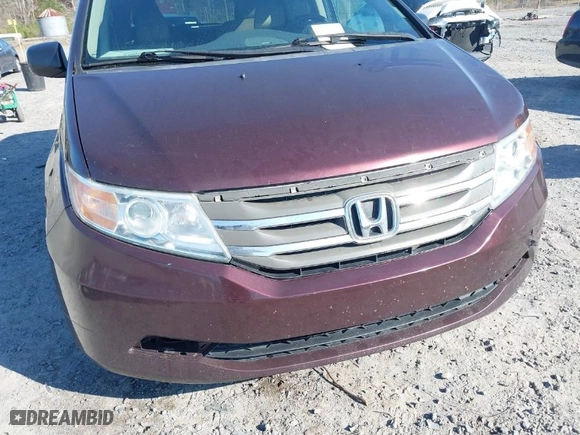 2013 Honda Odyssey LX with VIN 5FNRL5H21DB082331, listed as a IAAI auction lot 41756206 with 249,204 mi miles. Bid and sale history available at carsss.com. Image 6.