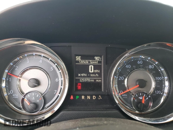2014 Chrysler Town & Country Touring with VIN 2C4RC1BG2ER440037, listed as a Copart auction lot 69394284 with 125,978 mi miles and Salvage Title. Bid and sale history available at DreamBid. Image 9.