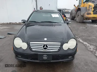 2003 Mercedes-Benz C 230 Kompressor with VIN WDBRN40J43A389733, listed as a IAAI auction lot 41560090 with 154,622 mi miles and . Bid and sale history available at DreamBid. Image 12.