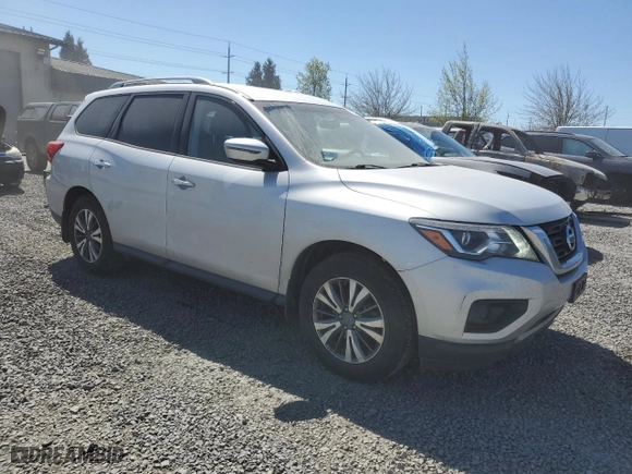 2020 Nissan Pathfinder S with VIN 5N1DR2AN0LC637868, listed as a Copart auction lot 52652525 with 134,045 mi miles and Clean Title. Bid and sale history available at carsss.com. Image 4.