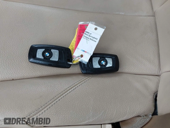 2015 BMW 3 Series 328i xDrive with VIN WBA3B5C56FP653246, listed as a IAAI auction lot 40525268 with 83,329 mi miles and . Bid and sale history available at DreamBid. Image 11.