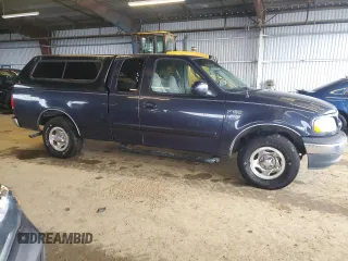 2000 Ford F-150 XL with VIN 1FTZX172XYKA45382, listed as a Copart auction lot 43668575 with 210,735 mi miles and Clean Title. Bid and sale history available at carsss.com. Image 4.
