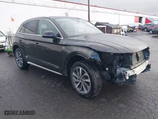 2024 Audi Q5 S line Premium Plus with VIN WA1EAAFY4R2034203, listed as a IAAI auction lot 41788489 with 33,966 mi miles. Bid and sale history available at carsss.com. Image 1.