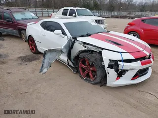 2016 Chevrolet Camaro 2SS with VIN 1G1FH1R72G0168198, listed as a IAAI auction lot 41784155 with 84,146 mi miles. Bid and sale history available at carsss.com. Image 1.