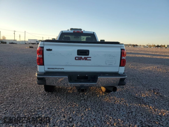2017 GMC Sierra 3500HD z VIN 1GT32VCYXHZ265117, wystawiony jako Copart lot #86637524 z przebiegiem Nie podano mil oraz Szkoda całkowita • Salvage title. Historia ofert i sprzedaży dostępna na DreamBid. Obrazek 6.
