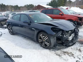 2016 Porsche Panamera 4 z VIN WP0AA2A79GL003724, wystawiony jako IAAI lot #41553849 z przebiegiem 80 551 mil mil oraz . Historia ofert i sprzedaży dostępna na DreamBid. Obrazek 14.