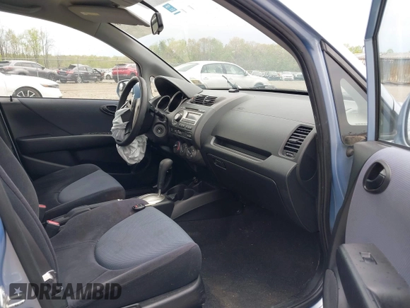 2008 Honda Fit with VIN JHMGD38468S060570, listed as a IAAI auction lot 42016018 with 133,574 mi miles. Bid and sale history available at carsss.com. Image 5.