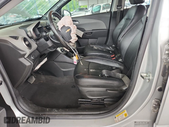 2015 Chevrolet Sonic LTZ with VIN 1G1JE6SBXF4109423, listed as a Copart auction lot 60329525 with 109,126 mi miles and Salvage title. Bid and sale history available at DreamBid. Image 7.