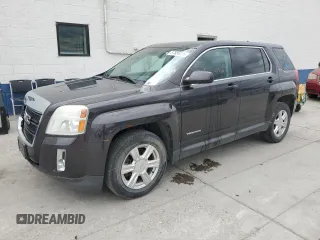 2014 GMC Terrain SLE z VIN 2GKALMEK3E6244161, wystawiony jako Copart lot #57856015 z przebiegiem 127 545 mil mil oraz Szkody całkowita. Historia ofert i sprzedaży dostępna na DreamBid. Obrazek 1.