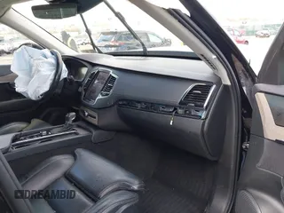 2021 Volvo XC90 Inscription с VIN YV4A22PL8M1770292, выставлен на аукционе IAAI как лот 41991101 с пробегом 61 489 миль миль и . История ставок и продаж доступна на DreamBid. Изображение 5.