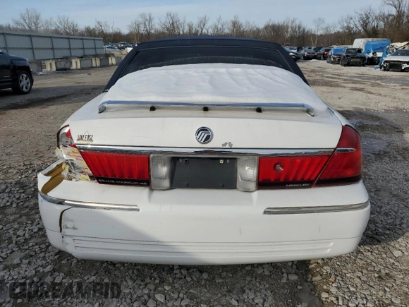 2001 Mercury Grand Marquis GS z VIN 2MEFM74W61X695639, wystawiony jako Copart lot #42099295 z przebiegiem 137 501 mil mil oraz Nie do naprawy • Non repairable. Historia ofert i sprzedaży dostępna na DreamBid. Obrazek 6.