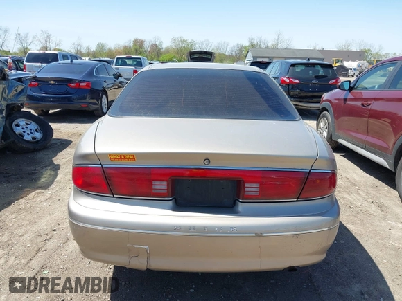 2001 Buick Century Custom with VIN 2G4WS52J611261772, listed as a IAAI auction lot 42143083 with Not Provided miles and . Bid and sale history available at carsss.com. Image 16.