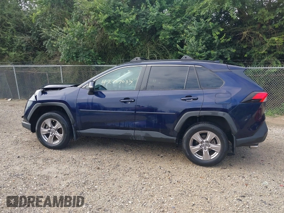 2022 Toyota RAV4 XLE with VIN 2T3P1RFV5NW259010, listed as a IAAI auction lot 42707037 with 60,955 mi miles and . Bid and sale history available at DreamBid. Image 14.