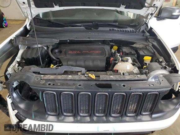 2018 Jeep Renegade Trailhawk with VIN ZACCJBCB2JPG81356, listed as a Copart auction lot 48348035 with 51,621 mi miles and Salvage Title. Bid and sale history available at carsss.com. Image 12.