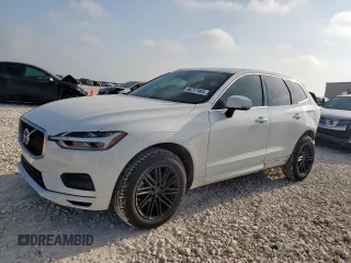2020 Volvo XC60 Momentum z VIN YV4102RK7L1582842, wystawiony jako Copart lot #56717465 z przebiegiem 81 274 mil mil oraz Szkoda całkowita • Salvage title. Historia ofert i sprzedaży dostępna na DreamBid. Obrazek 1.