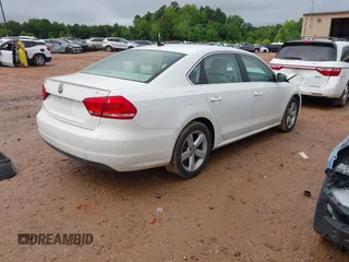 2015 Volkswagen Passat SE с VIN 1VWBS7A32FC055087, выставлен на аукционе IAAI как лот 42358821 с пробегом 80 684 миль миль и . История ставок и продаж доступна на DreamBid. Изображение 4.