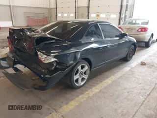 2005 Honda Civic VP z VIN 1HGEM22175L079900, wystawiony jako IAAI lot #42138609 z przebiegiem 162 392 mil mil oraz . Historia ofert i sprzedaży dostępna na DreamBid. Obrazek 4.