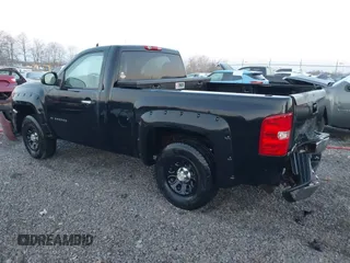2008 Chevrolet Silverado 1500 Work Truck with VIN 1GCEK14C28Z329235, listed as a IAAI auction lot 41733369 with 185,732 mi miles. Bid and sale history available at carsss.com. Image 3.