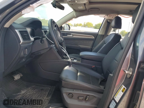 2022 Volkswagen Atlas SEL with VIN 1V2BP2CA8NC502506, listed as a Copart auction lot 70981634 with 34,960 mi miles and Salvage title. Bid and sale history available at DreamBid. Image 7.