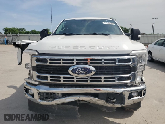 2023 Ford F-250 XL with VIN 1FT7W2BT3PEC29303, listed as a Copart auction lot 53552425 with 68,303 mi miles and Salvage Title. Bid and sale history available at DreamBid. Image 5.