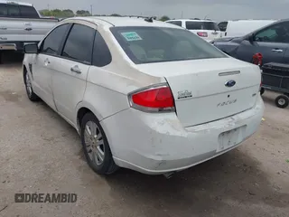 2009 Ford Focus SEL with VIN 1FAHP37N09W181408, listed as a IAAI auction lot 41938580 with 214,183 mi miles. Bid and sale history available at carsss.com. Image 3.