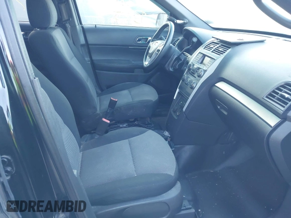 2013 Ford Police Interceptor Utility z VIN 1FM5K8AR6DGB35083, wystawiony jako IAAI lot #42049075 z przebiegiem 188 856 mil mil oraz . Historia ofert i sprzedaży dostępna na DreamBid. Obrazek 5.