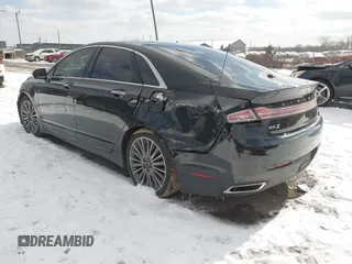 2013 Lincoln MKZ with VIN 3LN6L2JKXDR809858, listed as a IAAI auction lot 41517344 with 204,470 mi miles. Bid and sale history available at carsss.com. Image 3.