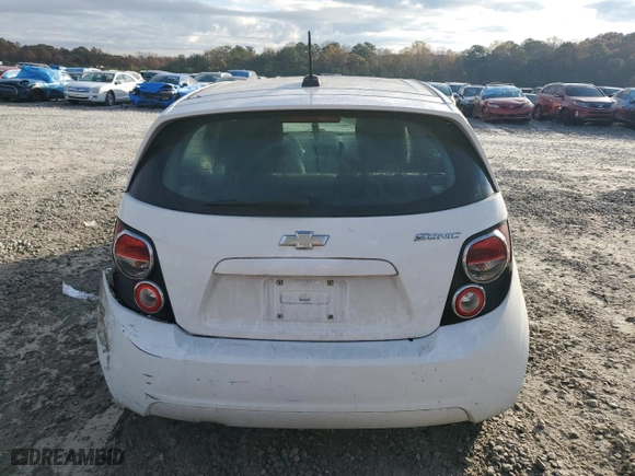 2016 Chevrolet Sonic LS with VIN 1G1JA6SH3G4169464, listed as a Copart auction lot 81033884 with 107,742 mi miles and Salvage Title. Bid and sale history available at carsss.com. Image 6.