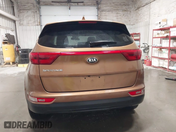 2018 Kia Sportage LX with VIN KNDPMCAC9J7403108, listed as a IAAI auction lot 41946497 with 123,023 mi miles. Bid and sale history available at carsss.com. Image 17.