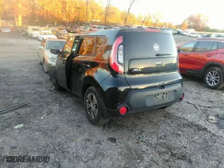 2015 Kia Soul with VIN KNDJN2A21F7801215, listed as a IAAI auction lot 36257040 with 64,558 mi miles. Bid and sale history available at carsss.com. Image 3.