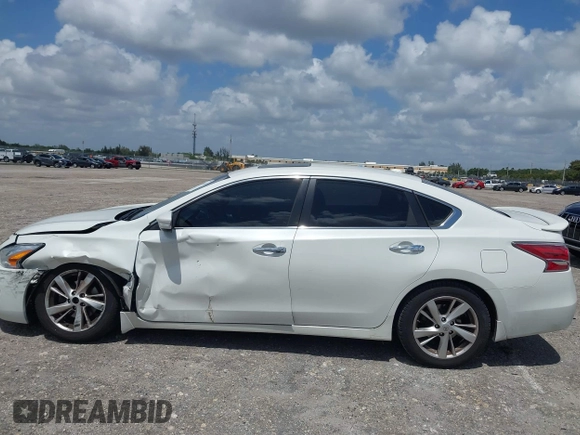 2015 Nissan Altima S with VIN 1N4AL3APXFN863236, listed as a IAAI auction lot 41950365 with 174,492 mi miles and . Bid and sale history available at DreamBid. Image 14.