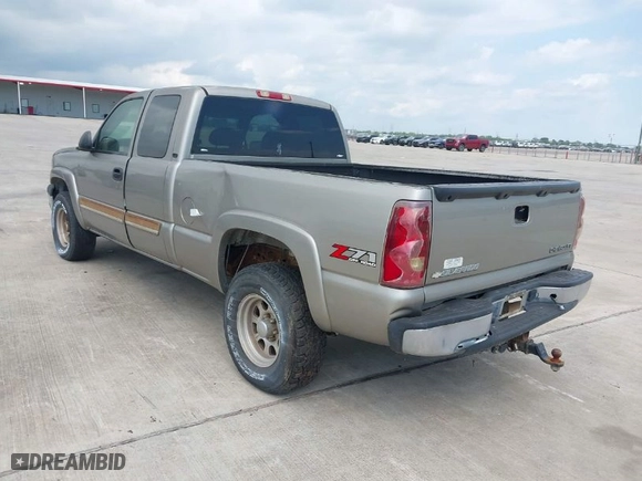 2003 Chevrolet Silverado 1500 LT with VIN 1GCEK19T23E244484, listed as a IAAI auction lot 42035731 with 363,892 mi miles. Bid and sale history available at carsss.com. Image 3.