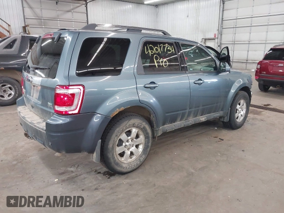 2012 Ford Escape Limited with VIN 1FMCU0EG7CKB04240, listed as a IAAI auction lot 42017734 with 157,118 mi miles. Bid and sale history available at carsss.com. Image 4.