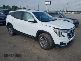 2024 GMC Terrain SLT z VIN 3GKALVEG4RL389065, wystawiony jako IAAI lot #42247554 z przebiegiem 9 732 mil mil oraz . Historia ofert i sprzedaży dostępna na DreamBid. Obrazek 1.