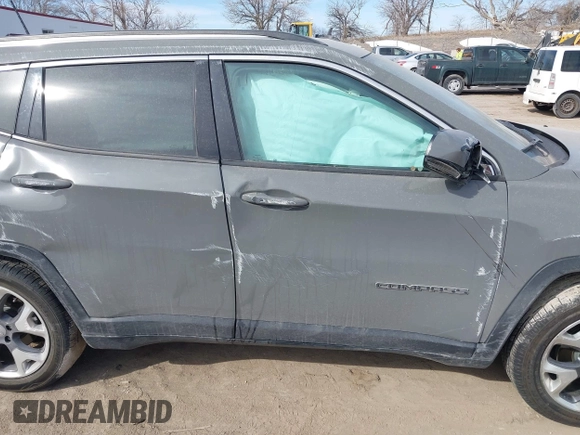 2020 Jeep Compass Limited with VIN 3C4NJCCBXLT142767, listed as a IAAI auction lot 41781550 with 94,282 mi miles. Bid and sale history available at carsss.com. Image 13.