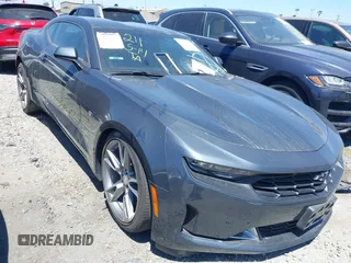 2020 Chevrolet Camaro 1LT with VIN 1G1FA1RX4L0140613, listed as a IAAI auction lot 41577677 with 30,571 mi miles and . Bid and sale history available at carsss.com. Image 1.