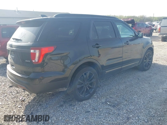 2017 Ford Explorer XLT с VIN 1FM5K8D84HGC45915, выставлен на аукционе IAAI как лот 42088691 с пробегом 162 159 миль миль и . История ставок и продаж доступна на DreamBid. Изображение 4.