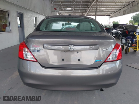 2012 Nissan Versa SV with VIN 3N1CN7AP2CL806435, listed as a IAAI auction lot 40366243 with 72,293 mi miles. Bid and sale history available at carsss.com. Image 17.