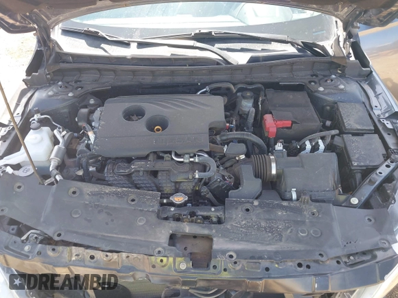 2019 Nissan Altima 2.5 SV with VIN 1N4BL4DV0KC175997, listed as a IAAI auction lot 41884416 with 92,969 mi miles. Bid and sale history available at carsss.com. Image 10.