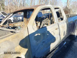 2008 Chevrolet Silverado 3500HD with VIN 1GCHC396X8E148691, listed as a IAAI auction lot 41600724 with Not Provided miles and . Bid and sale history available at DreamBid. Image 13.