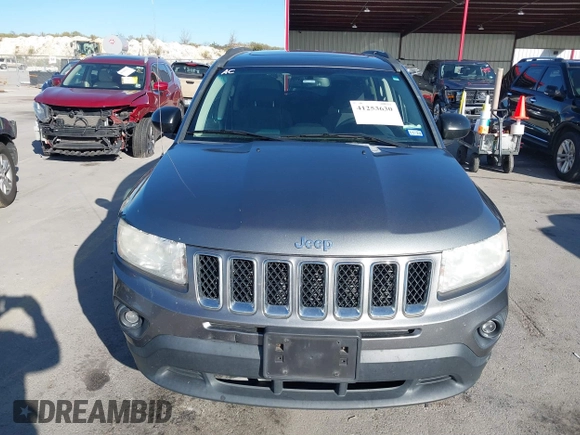2011 Jeep Compass with VIN 1J4NT1FA0BD246586, listed as a IAAI auction lot 41253630 with 120,540 mi miles. Bid and sale history available at carsss.com. Image 12.