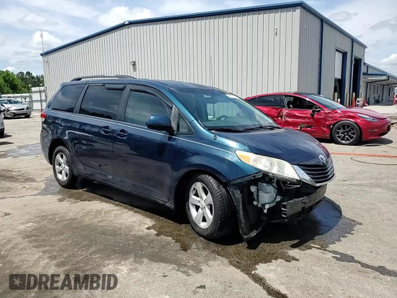 2012 Toyota Sienna LE AAS с VIN 5TDKK3DC4CS218114, выставлен на аукционе Copart как лот 56473025 с пробегом 214 865 миль миль и Списание • Salvage title. История ставок и продаж доступна на DreamBid. Изображение 15.
