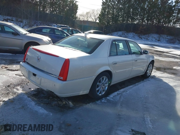 2009 Cadillac DTS w/1SA with VIN 1G6KD57Y89U122989, listed as a IAAI auction lot 41562264 with 1 mi miles. Bid and sale history available at carsss.com. Image 4.
